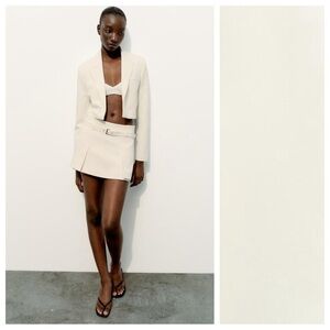 NWT. Zara Oyster White Viscose Blend Cropped Blazer. Size XXL.